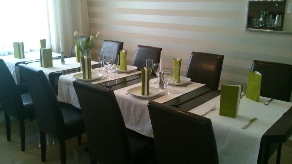 Penzion Luxor Trnava Quarto foto